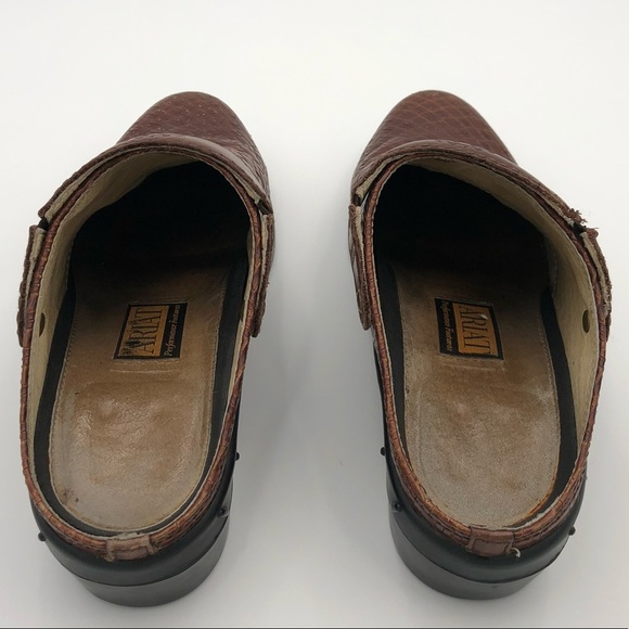 Ariat Woman’s Weave Mules - Picture 9 of 10